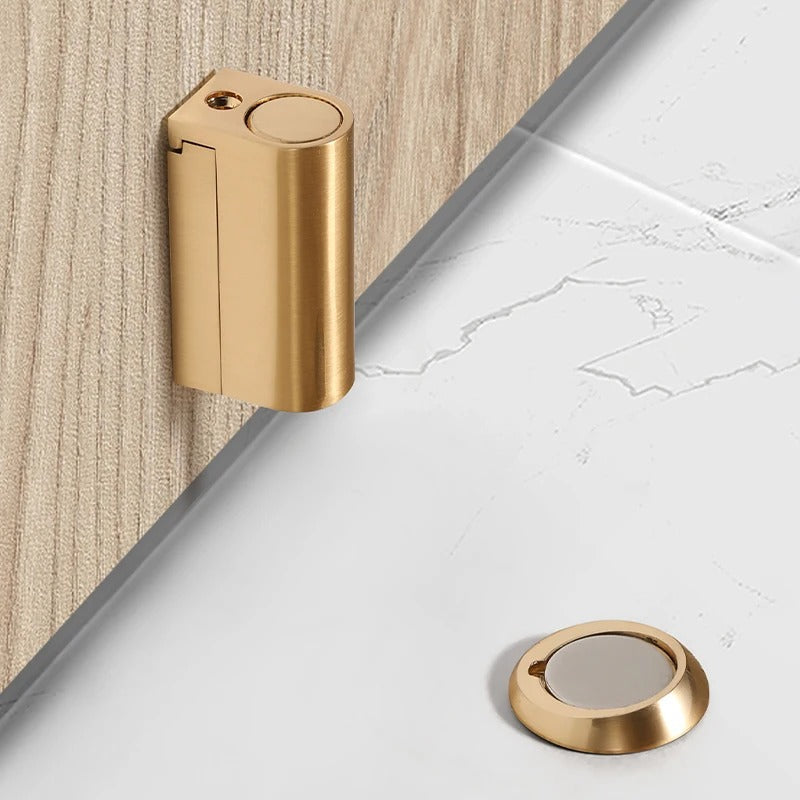 Magnetisk dørstopper – holder døren åpen